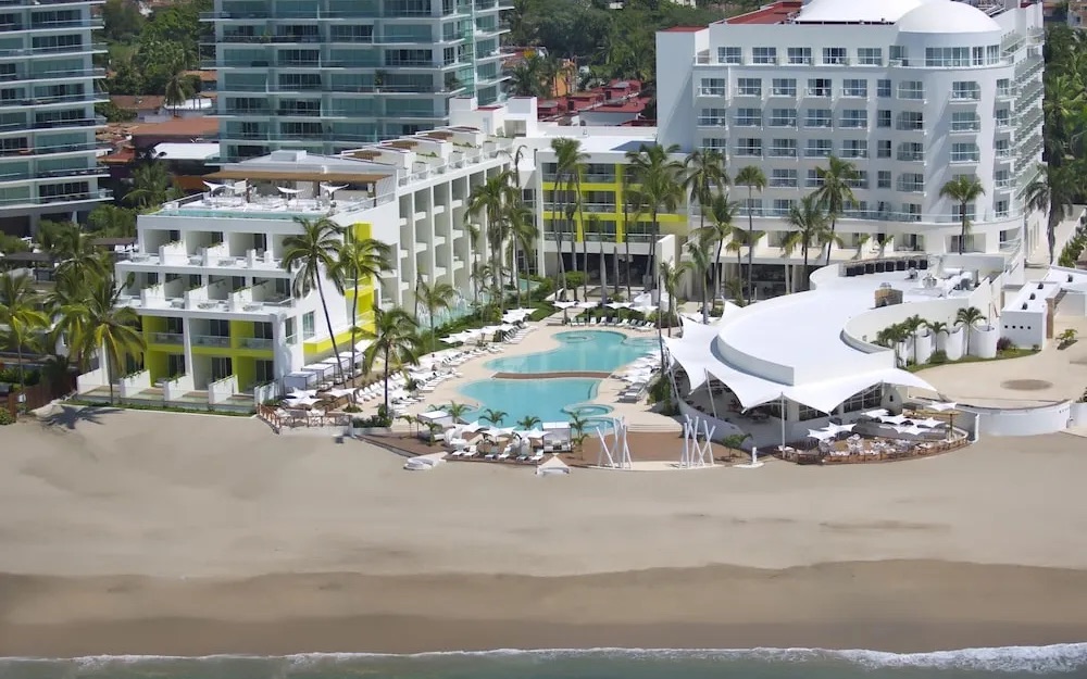 Krystal Grand Puerto Vallarta
